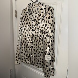 Ambrielle Black and Cream Pajama Top